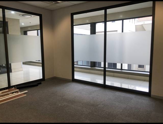 863M² OFFICE TO LET IN ROSEBANK